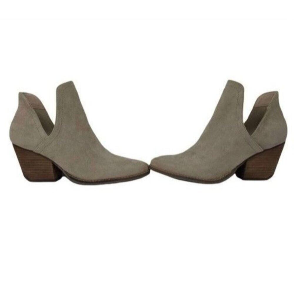 NEW Coconuts by Matisse Pronto Side Slit Ankle Bootie Size 7.5 M Boot